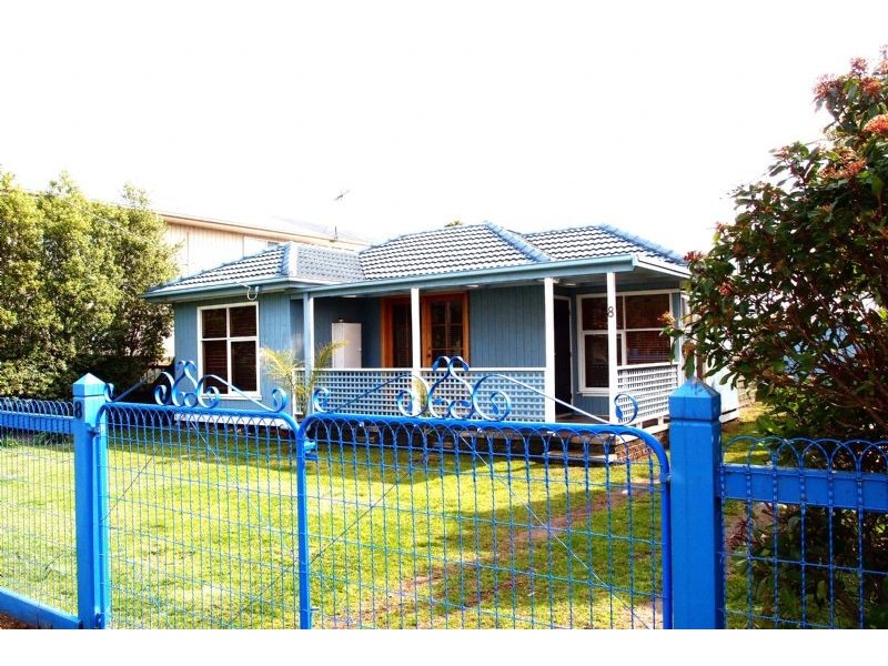 8 Flinders Street, Indented Head VIC 3223