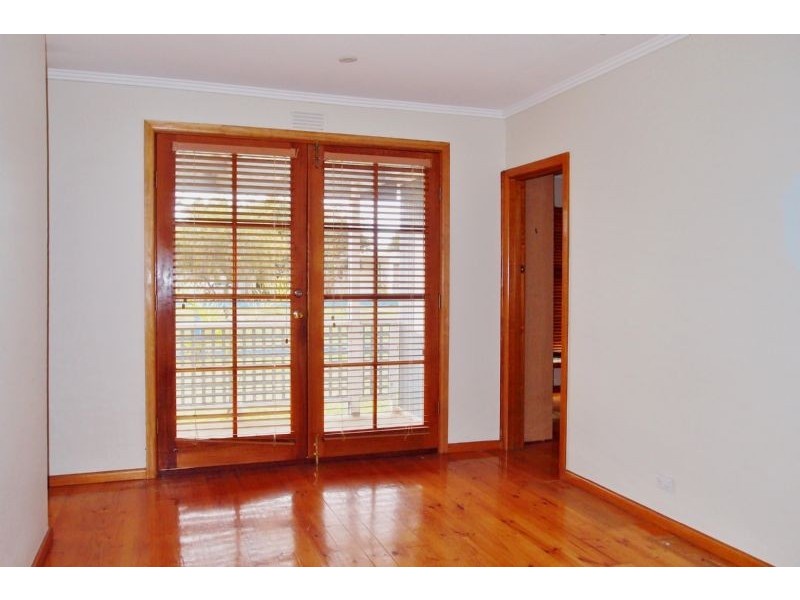 8 Flinders Street, Indented Head VIC 3223