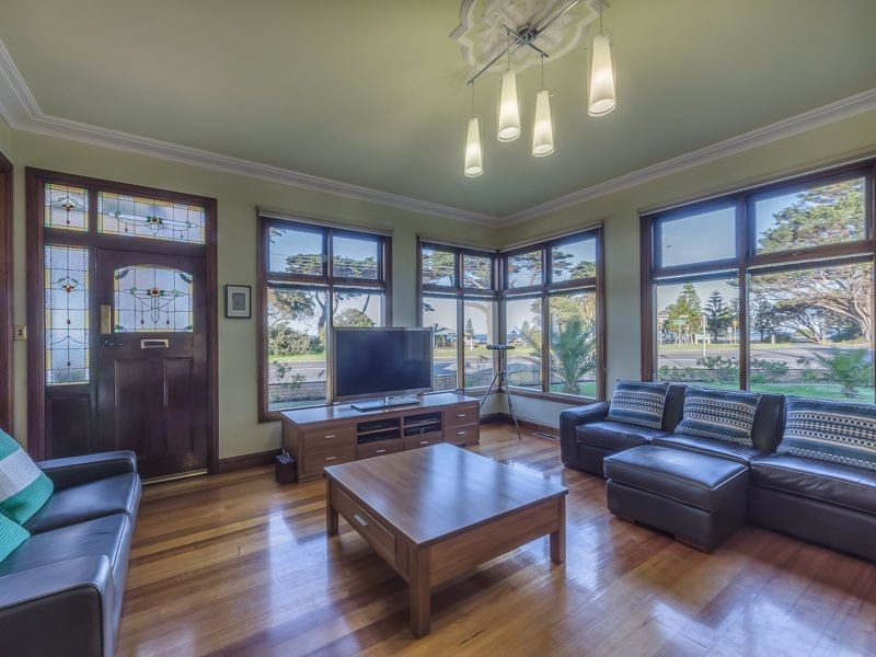 354 The Esplanade, Indented Head VIC 3223
