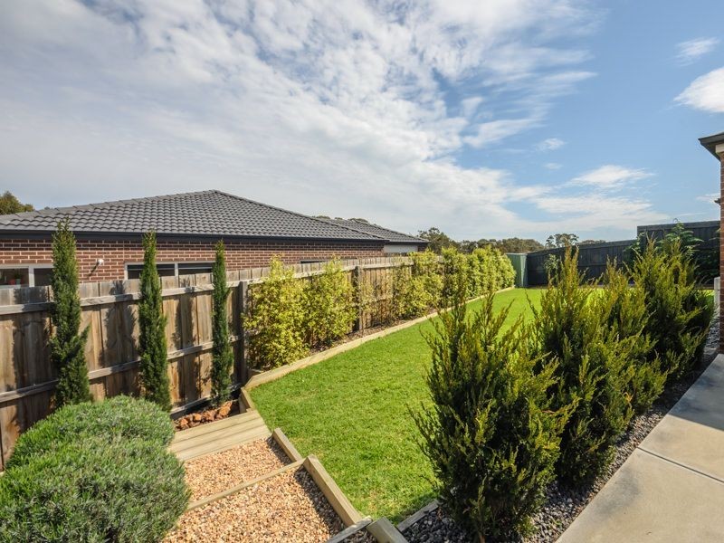 8-9 Seamist Court, Indented Head VIC 3223