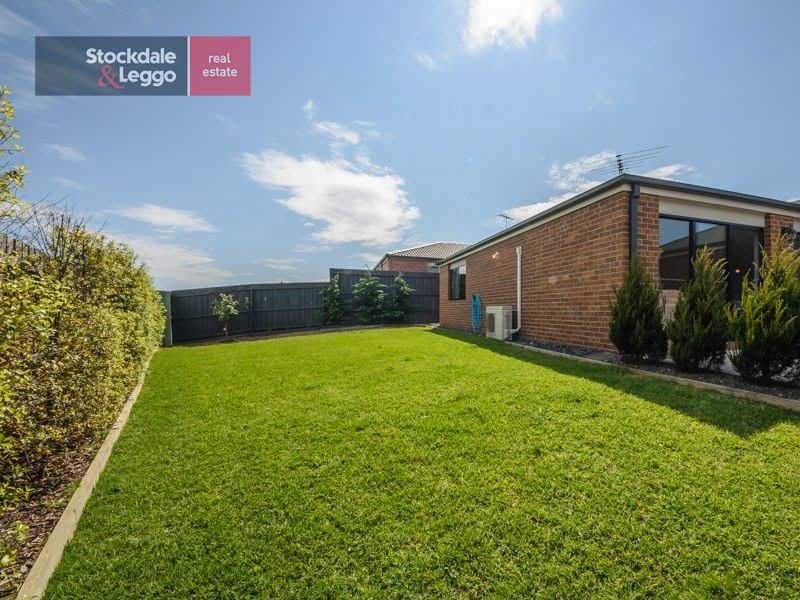 8-9 Seamist Court, Indented Head VIC 3223