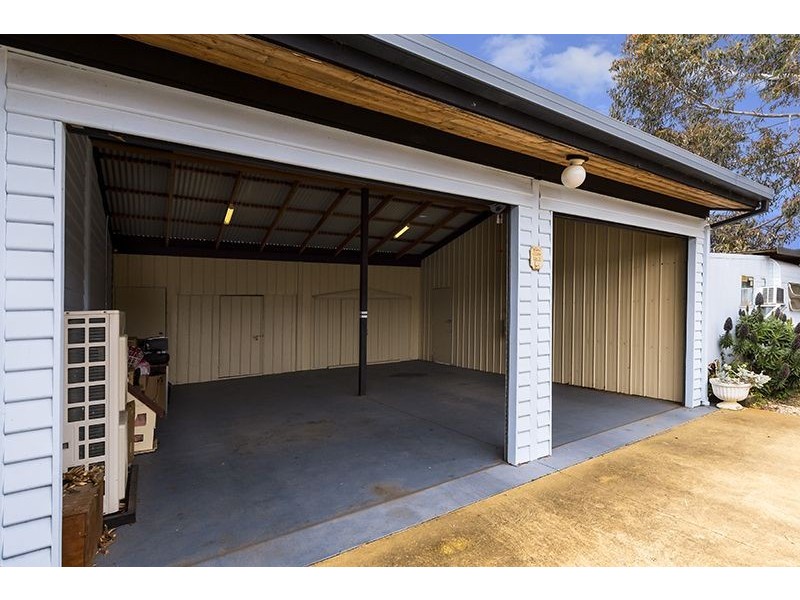 88 Leviens Road, St Leonards VIC 3223