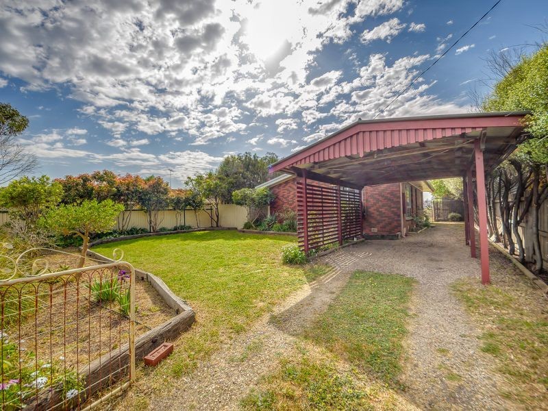 17 Seaforth Drive, Portarlington VIC 3223