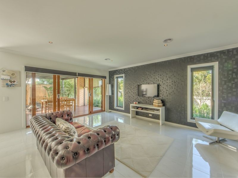 14 Amalfi Way, Indented Head VIC 3223