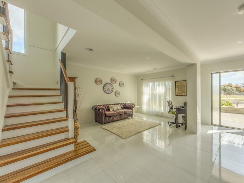 14 Amalfi Way, Indented Head VIC 3223