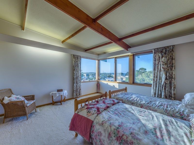 16-18 Harvey Road, St Leonards VIC 3223