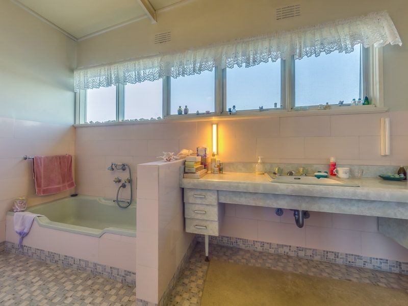 16-18 Harvey Road, St Leonards VIC 3223