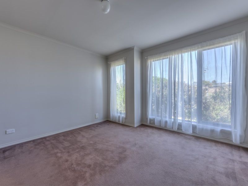 8 Gunsynd Drive, Indented Head VIC 3223