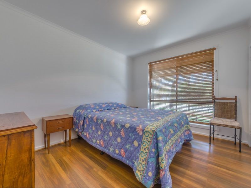 1/84 Leviens Road, St Leonards VIC 3223