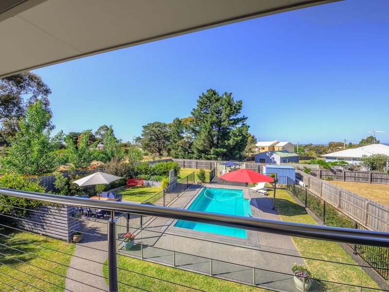 147 Bluff Road, St Leonards VIC 3223