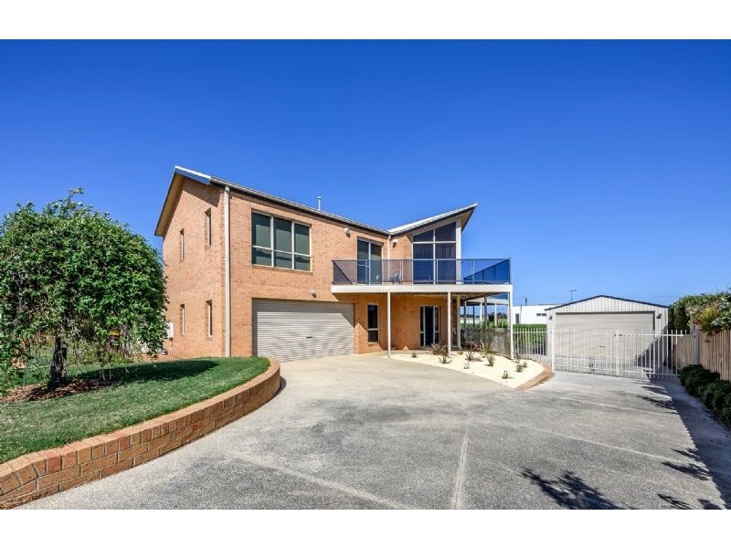12-13 Alicia Court, Portarlington VIC 3223