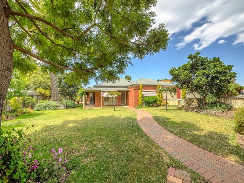 22 Harvey Road, St Leonards VIC 3223