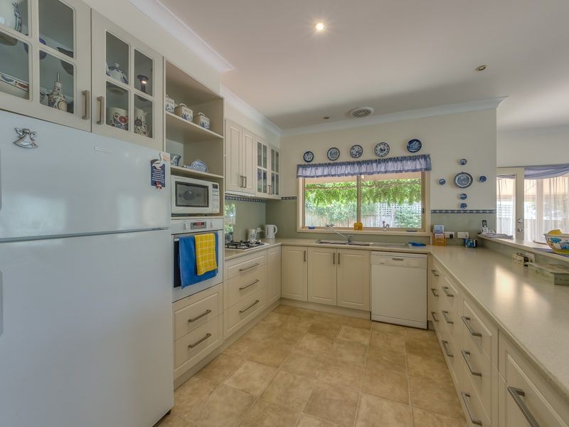 22 Harvey Road, St Leonards VIC 3223