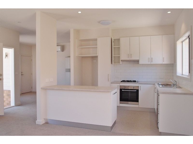 2/2 Newcombe Street, Portarlington VIC 3223