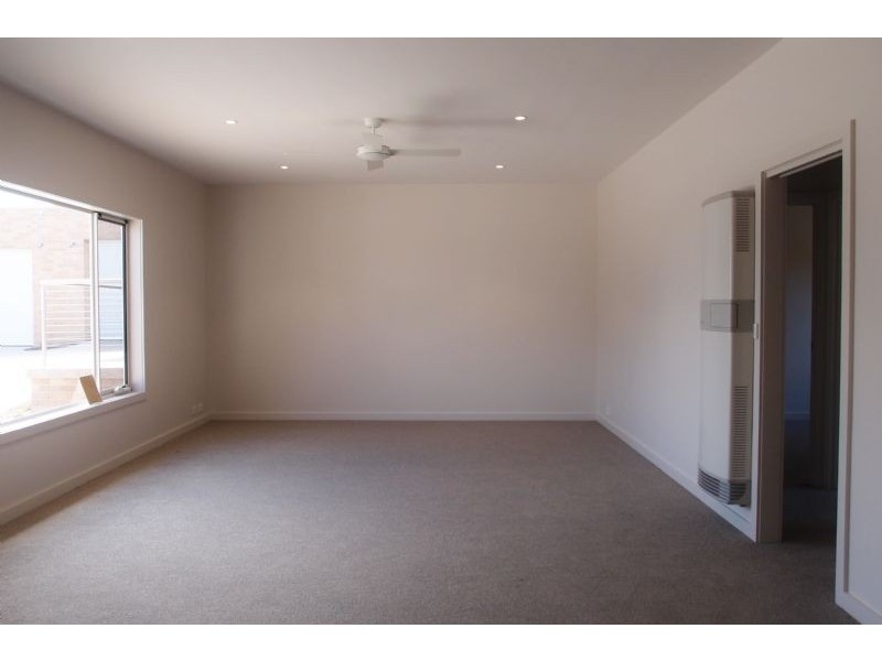 3/2 Newcombe Street, Portarlington VIC 3223