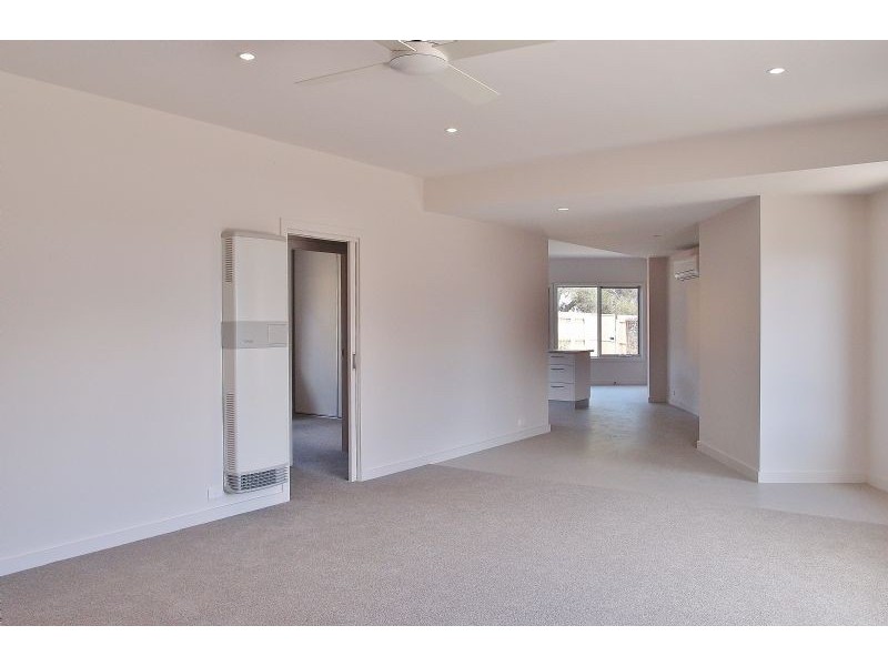 3/2 Newcombe Street, Portarlington VIC 3223