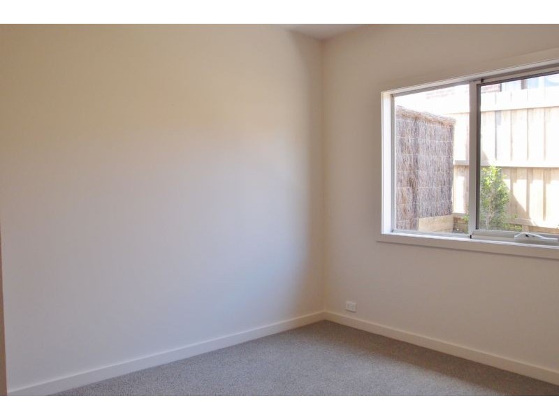 3/2 Newcombe Street, Portarlington VIC 3223