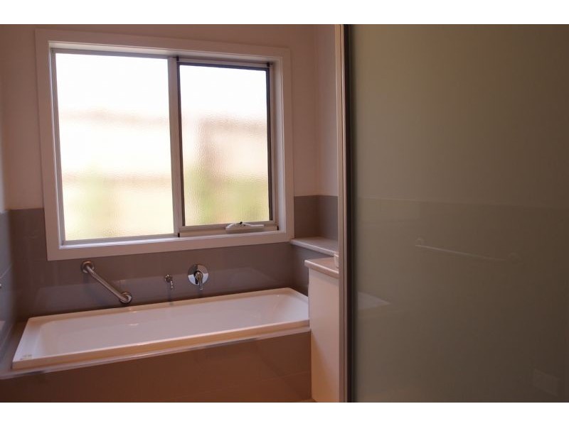 3/2 Newcombe Street, Portarlington VIC 3223