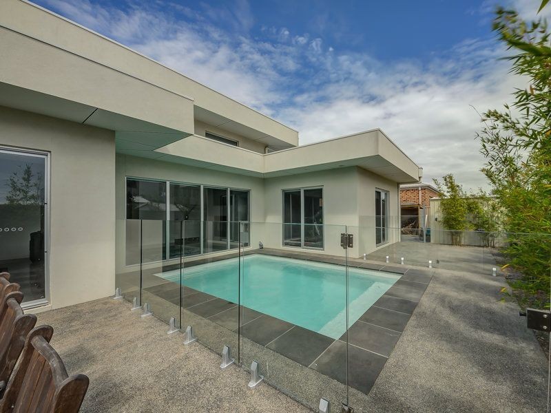 4 Mizzen Court, Indented Head VIC 3223