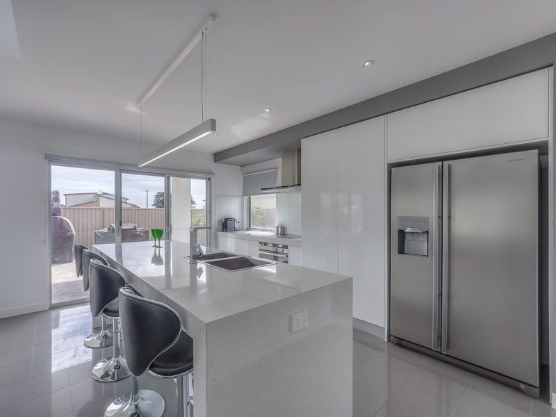 4 Mizzen Court, Indented Head VIC 3223