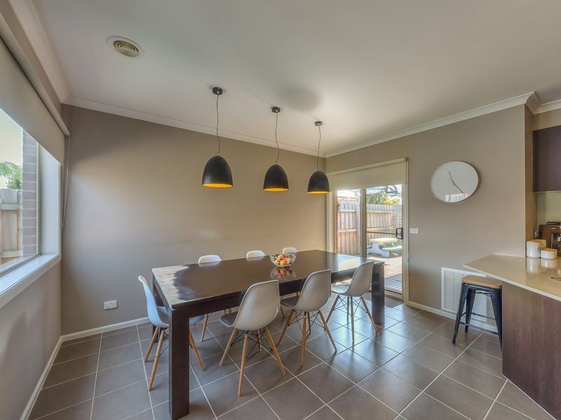 8 Cormorant Drive, St Leonards VIC 3223