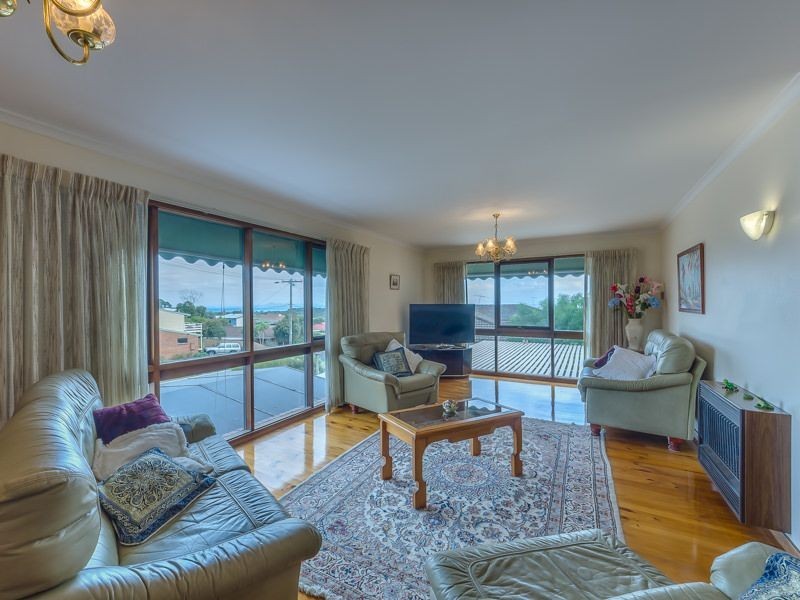 17 Lincoln Drive, Portarlington VIC 3223