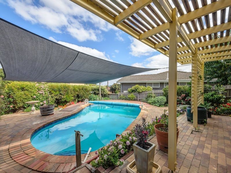 17 Lincoln Drive, Portarlington VIC 3223