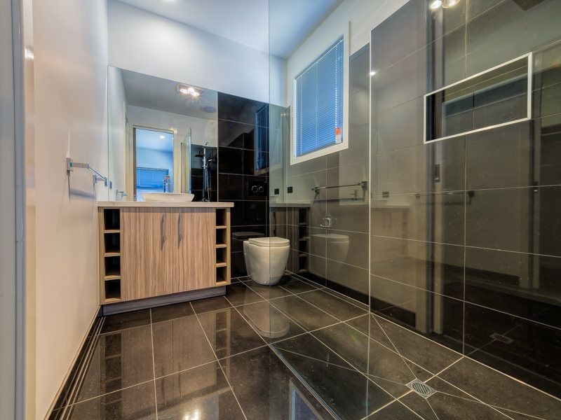 7-9 Half Moon Crescent, Indented Head VIC 3223
