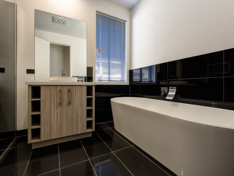 7-9 Half Moon Crescent, Indented Head VIC 3223