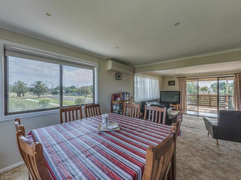 70 Leviens Road, St Leonards VIC 3223