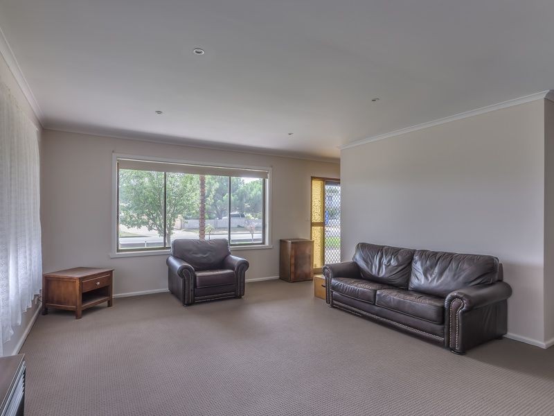 70 Leviens Road, St Leonards VIC 3223