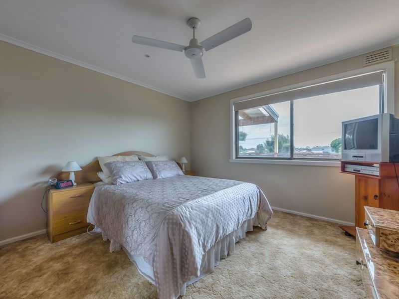 70 Leviens Road, St Leonards VIC 3223