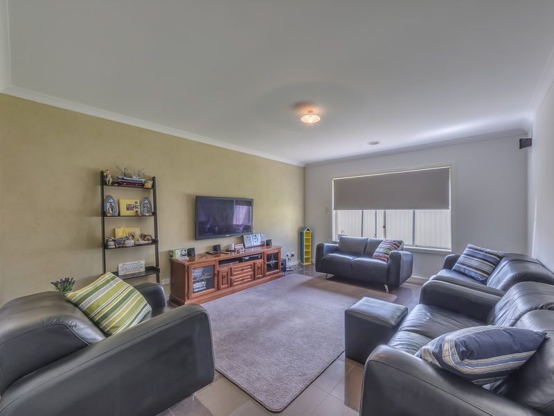 7 Cormorant Drive, St Leonards VIC 3223