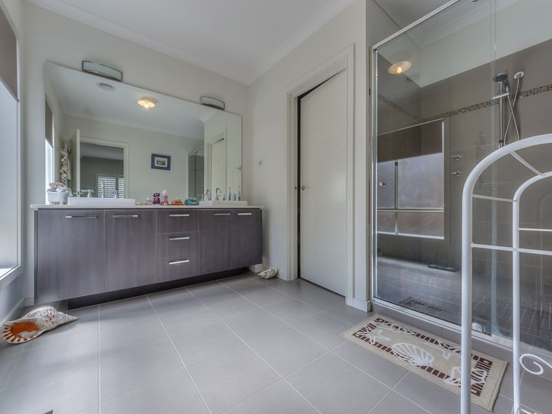 7 Cormorant Drive, St Leonards VIC 3223