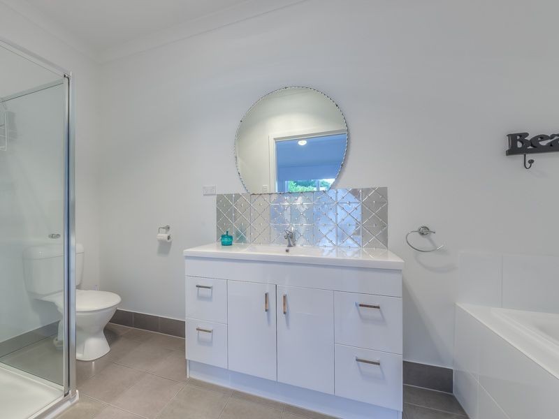 40 Bayside Avenue, St Leonards VIC 3223