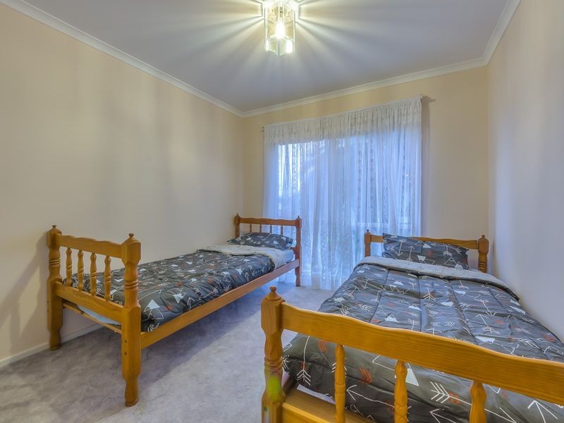 9 Chaffey Court, St Leonards VIC 3223