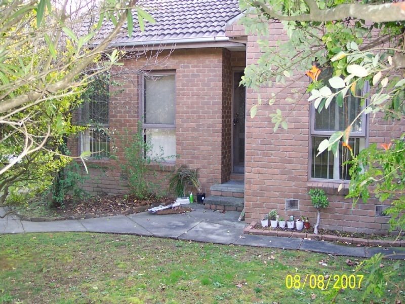 1 Dorothy Grove, Ferntree Gully VIC 3156