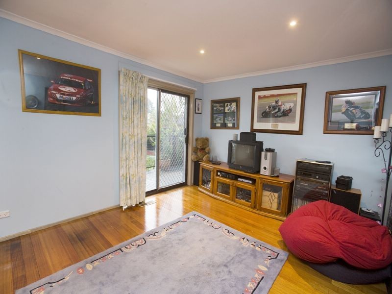 29 LAUREL AVE, Boronia VIC 3155