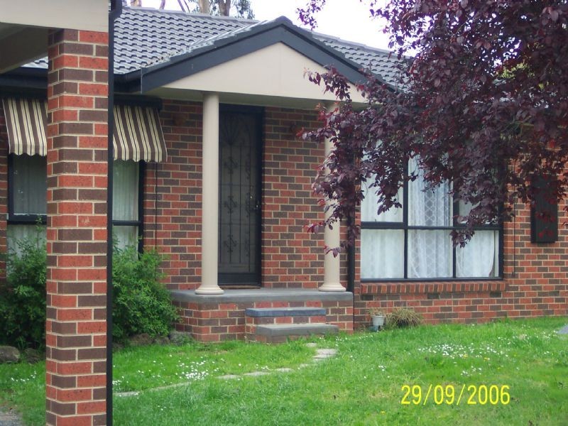 2 Waratah Avenue, Bayswater VIC 3153