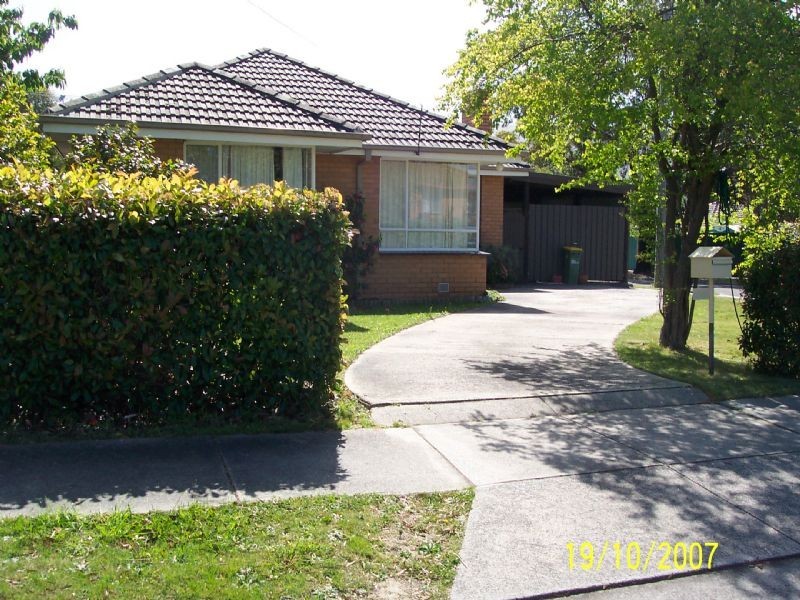 27  Lydford Road, Ferntree Gully VIC 3156