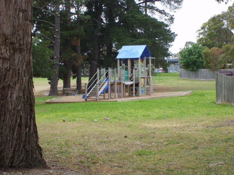 4 Rylands Place, Wantirna South VIC 3152