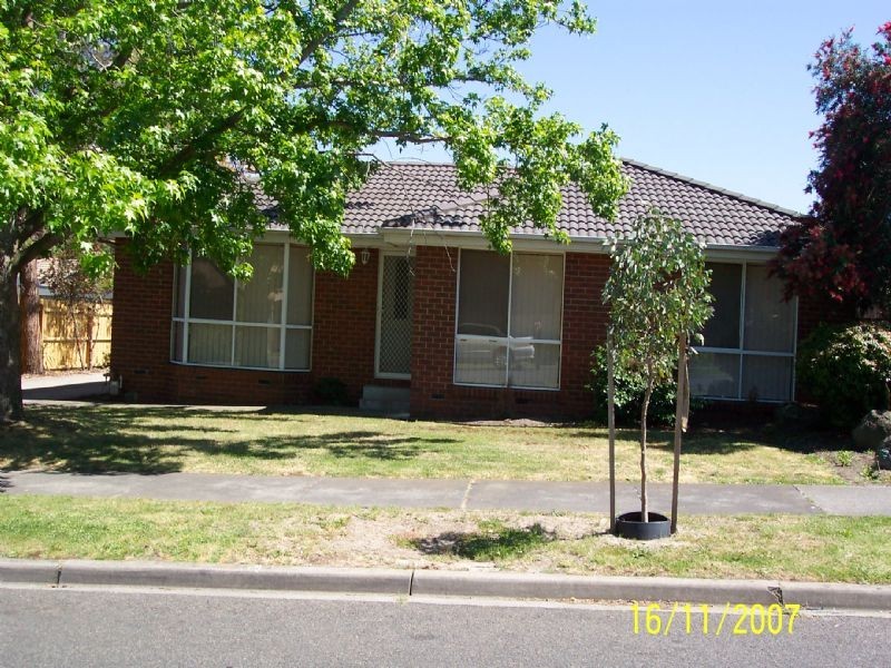 1/7 Doysal Avenue, Ferntree Gully VIC 3156