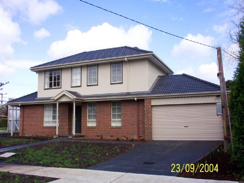 16 Highmoor Avenue, Bayswater VIC 3153
