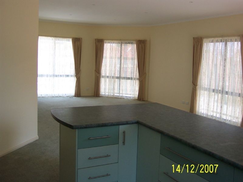 2/180 Dorset Road, Boronia VIC 3155