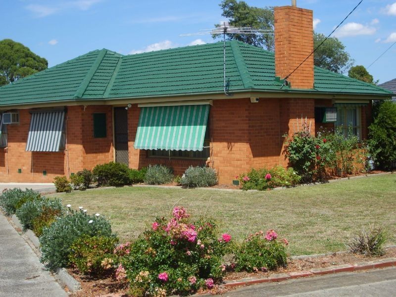 15 Pinnacle Avenue, Ferntree Gully VIC 3156