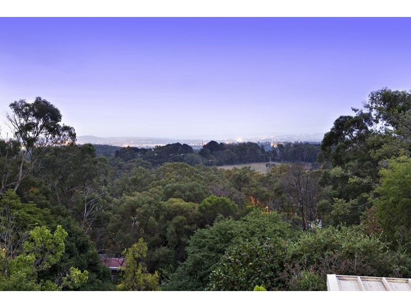 14 View Road, The Basin VIC 3154