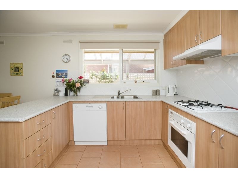 2/49 Tulip Crescent, Boronia VIC 3155