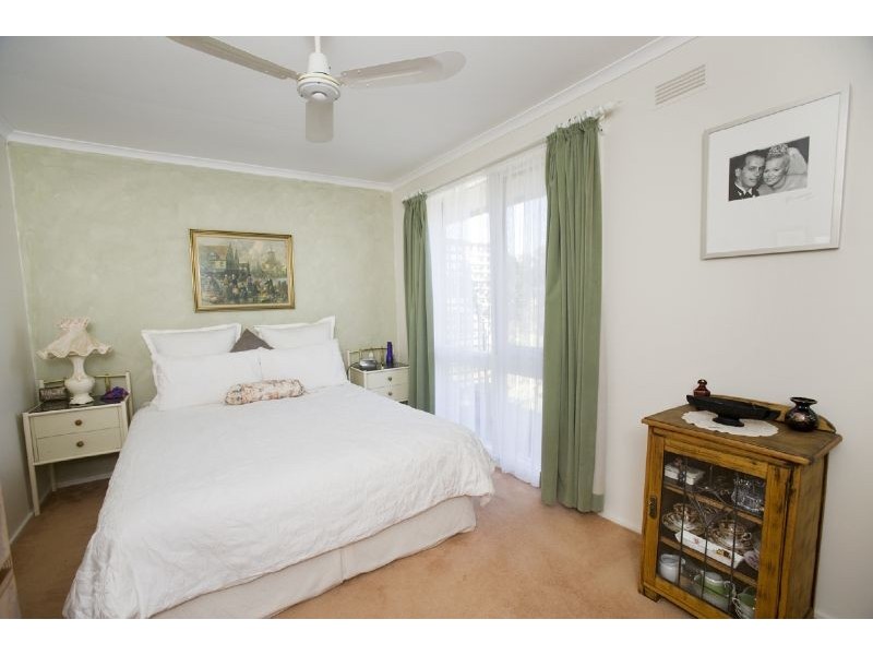 2/49 Tulip Crescent, Boronia VIC 3155