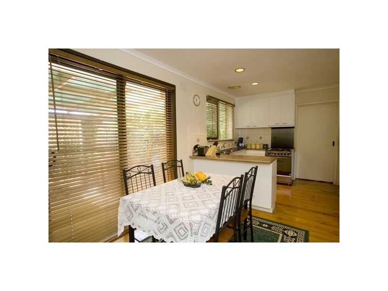 1 Tiverton Court, Bayswater North VIC 3153