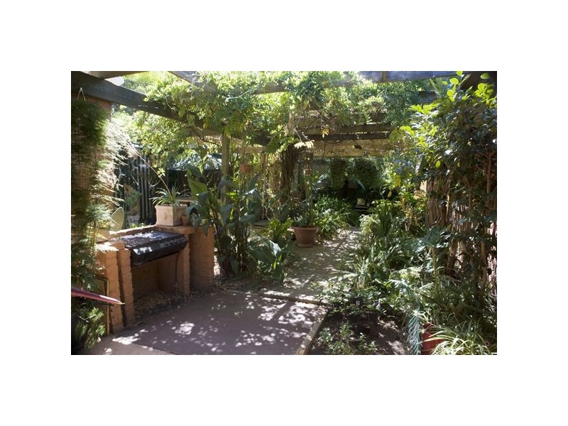 1 Tiverton Court, Bayswater North VIC 3153